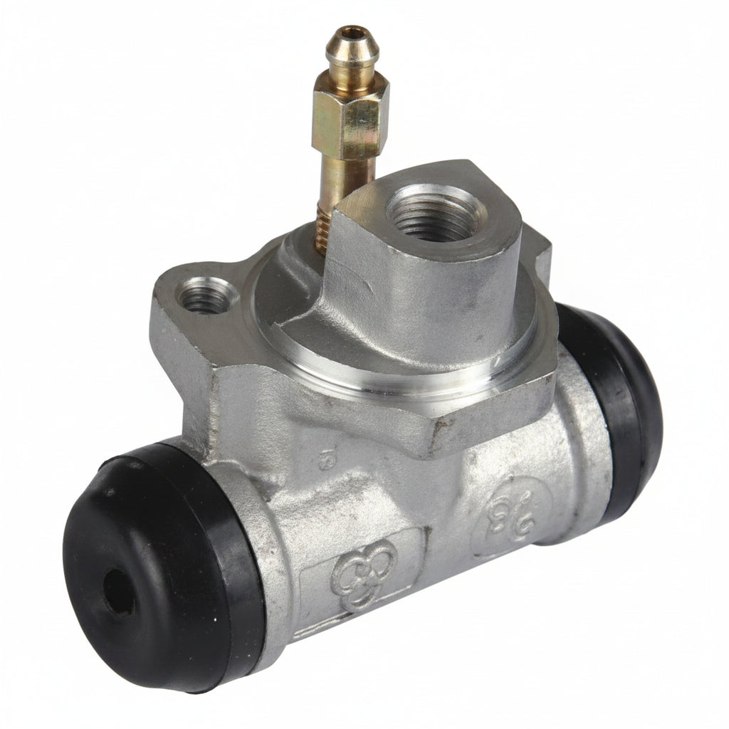 Bomba de rueda trasera Nissan D22 15/16