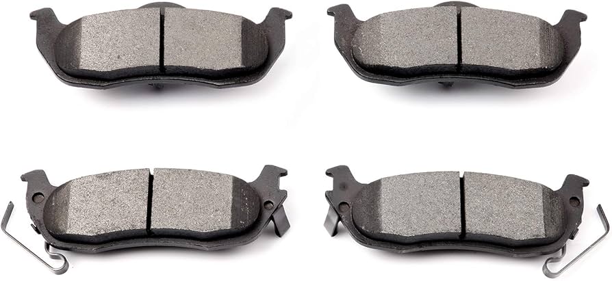 Pastillas de freno cerámica Nissan Armada 2003 en adelantePathfinder 2003-2004 Titan 2003 en adelante Navara 2005 en adelante Jeep Gran Cherokee 2005-2010 Trasera