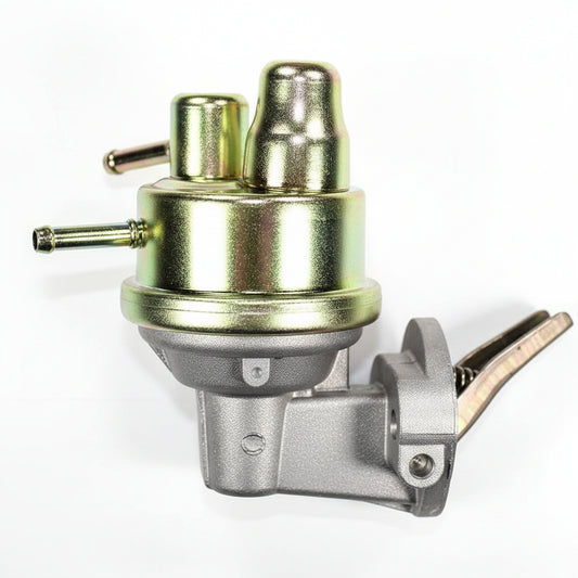 Bomba de gasolina Nissan 720